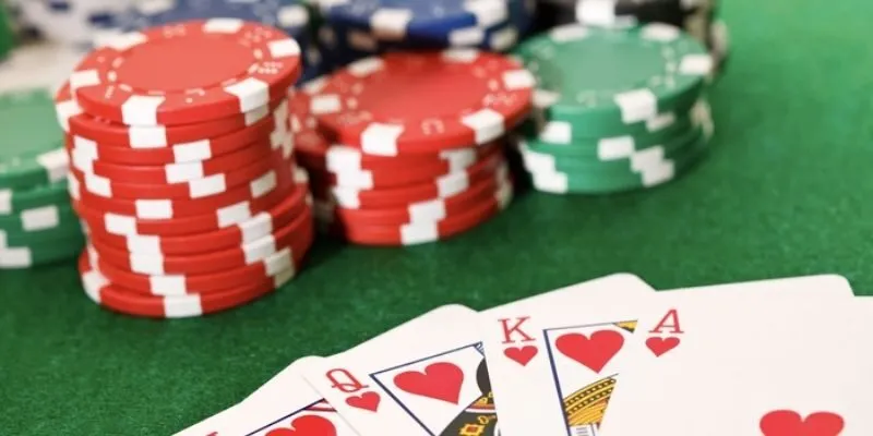 Điểm hấp dẫn của poker 